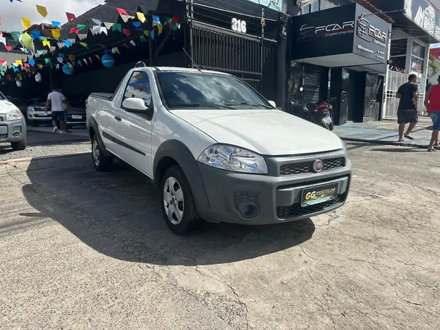 Carro Fiat Strada 2016 Working 1.4 (Flex)