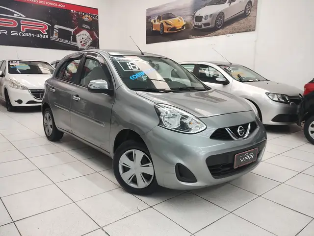 Carro Nissan March 2016 1.0 12V S (Flex)