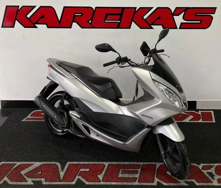 Honda PCX 150 DLX