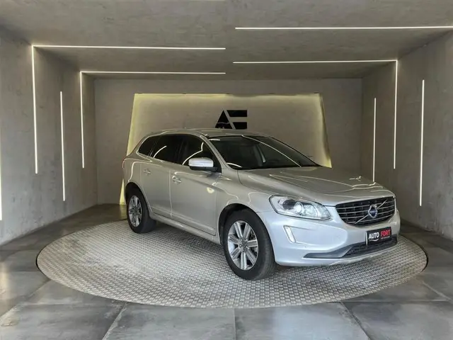 Carro Volvo XC60 2017 2.0 T5 Drive-E Kinetic