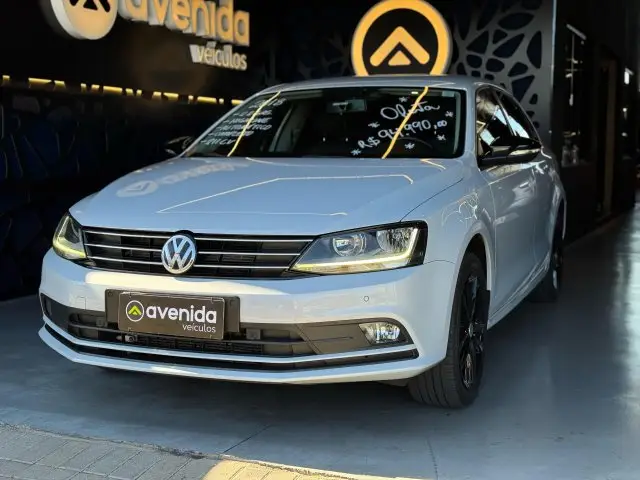 Carro Volkswagen Jetta 2018 2.0 TSI Highline DSG