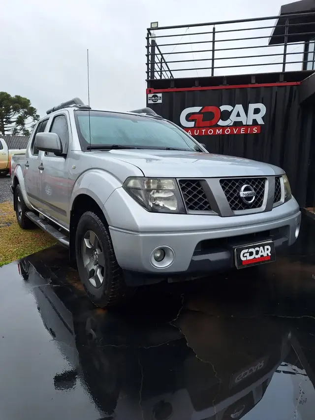 Carro Nissan Frontier 2012 SE Attack 2.5 4X4 (Cab.Dupla)