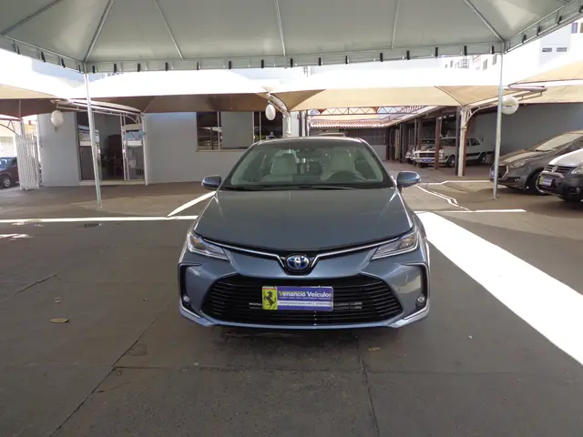 Carro Toyota Corolla 2022 Altis Premium Hybrid 1.8 (Flex) (Aut)