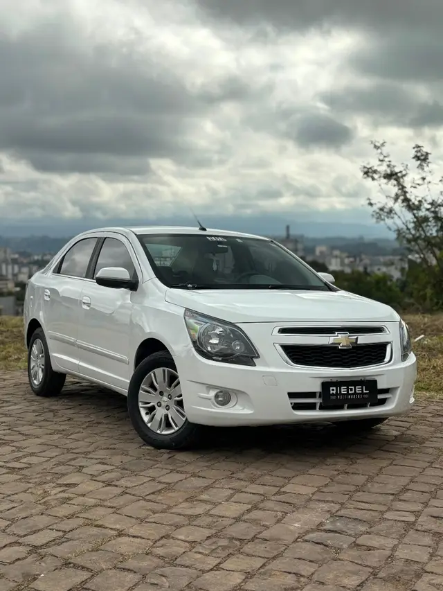 Carro Chevrolet Cobalt 2015 LTZ 1.8 8V (Flex)