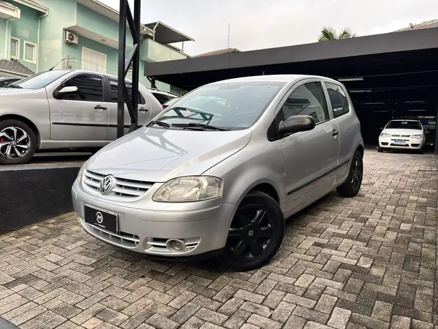 Carro Volkswagen Fox 2007 1.0 8V (Flex)