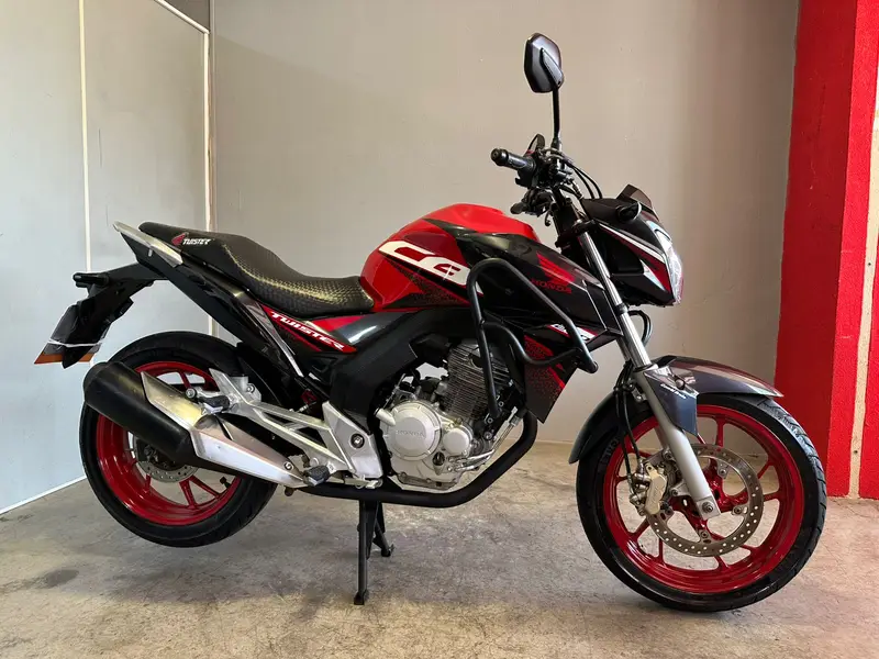Honda CB 250F Twister (CBS)