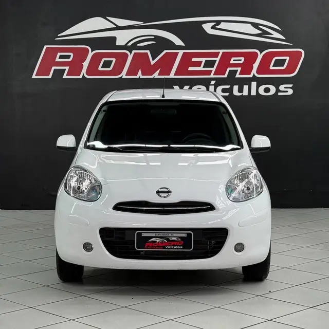 Carro Nissan March 2012 1.0 16V S (Flex)