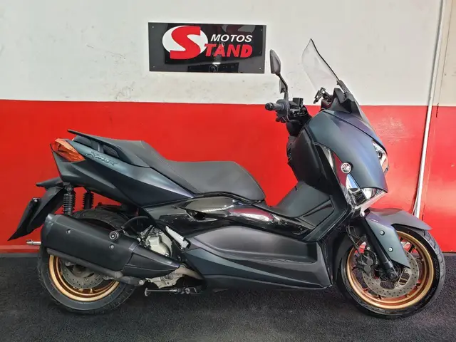 Moto Yamaha XMax 2023 ABS