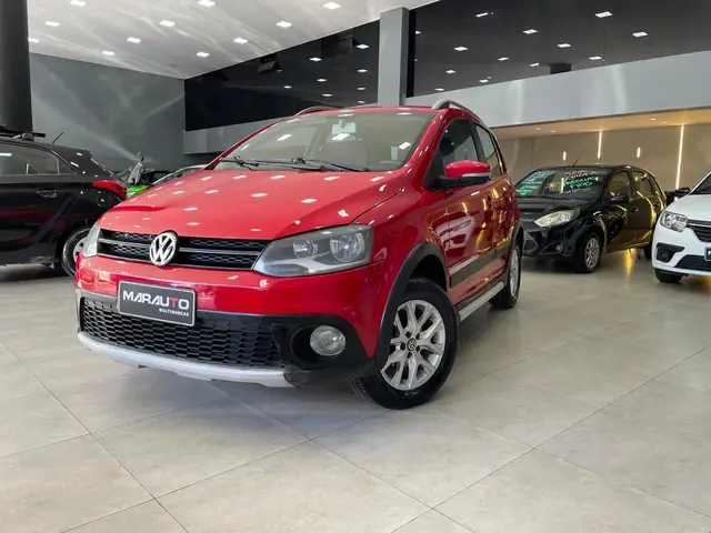 Carro Volkswagen CrossFox 2013 1.6 VHT (Flex)