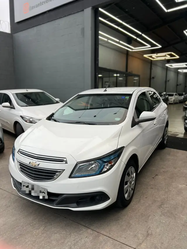 Carro Chevrolet Onix 2015 1.4 LT SPE/4