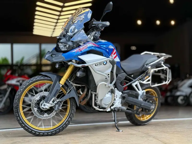 BMW Adventure Premium