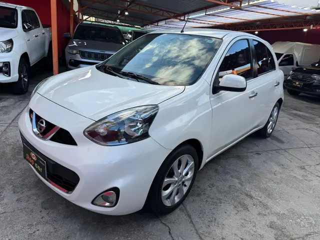 Carro Nissan March 2016 1.6 16V Rio 2016 (Flex)