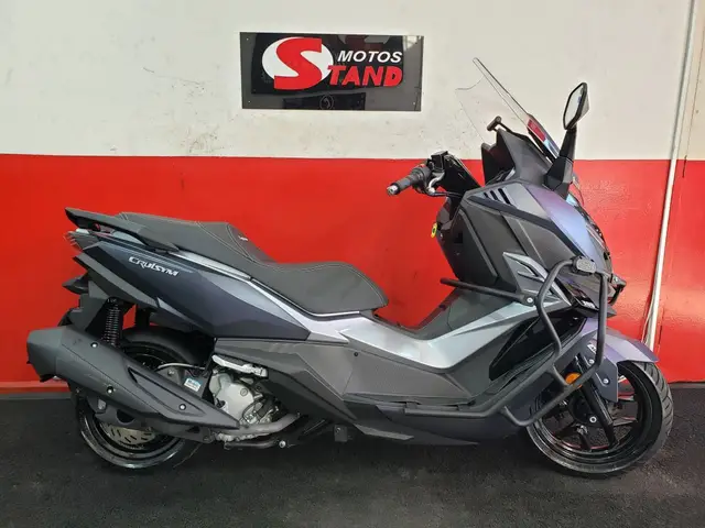 Moto Dafra Cruisym 2025 300