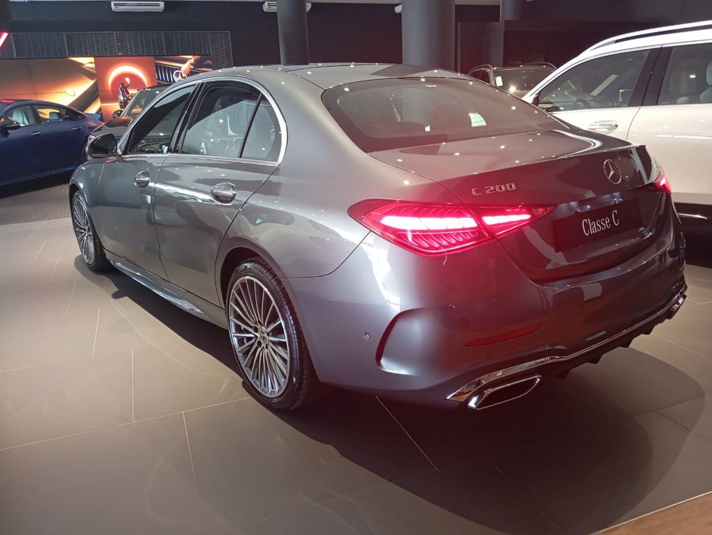 C 200 AMG AMG Line EQ Boost 1.5 (Aut)