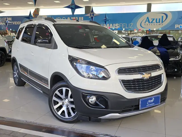 Carro Chevrolet Spin 2017 Activ 1.8 (Flex) (Aut)