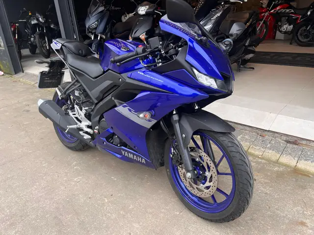 Moto Yamaha YZF R15 2024 ABS