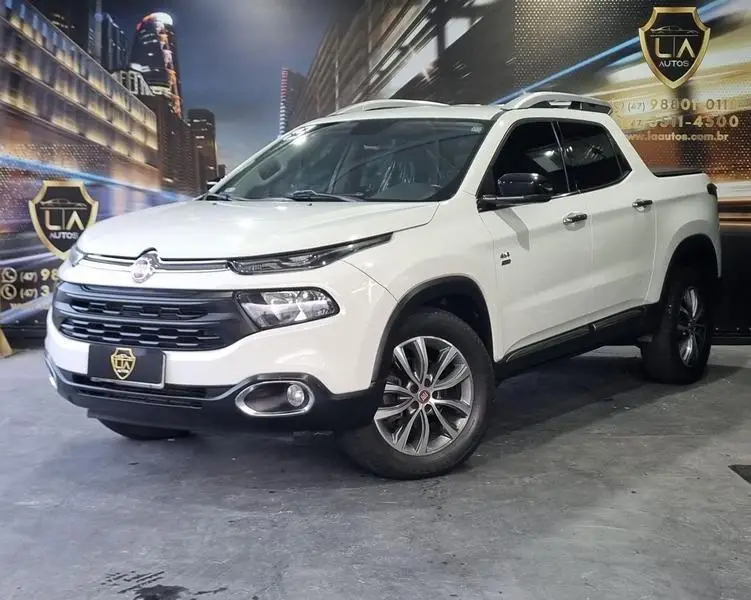 Fiat Toro Volcano 2.0 diesel AT9 4x4