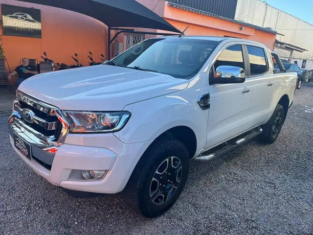Carro Ford Ranger Cabine Dupla 2017 Ranger 2.5 XLT CD (Flex)