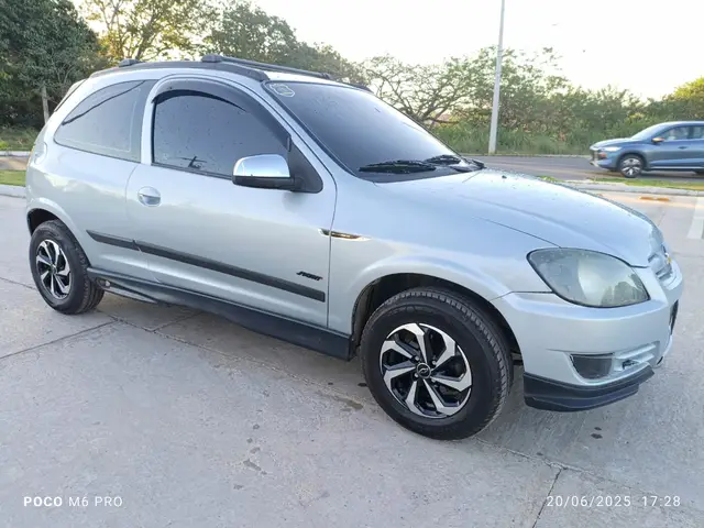 Carro Chevrolet Celta 2009 Life 1.0 VHC (Flex) 4p