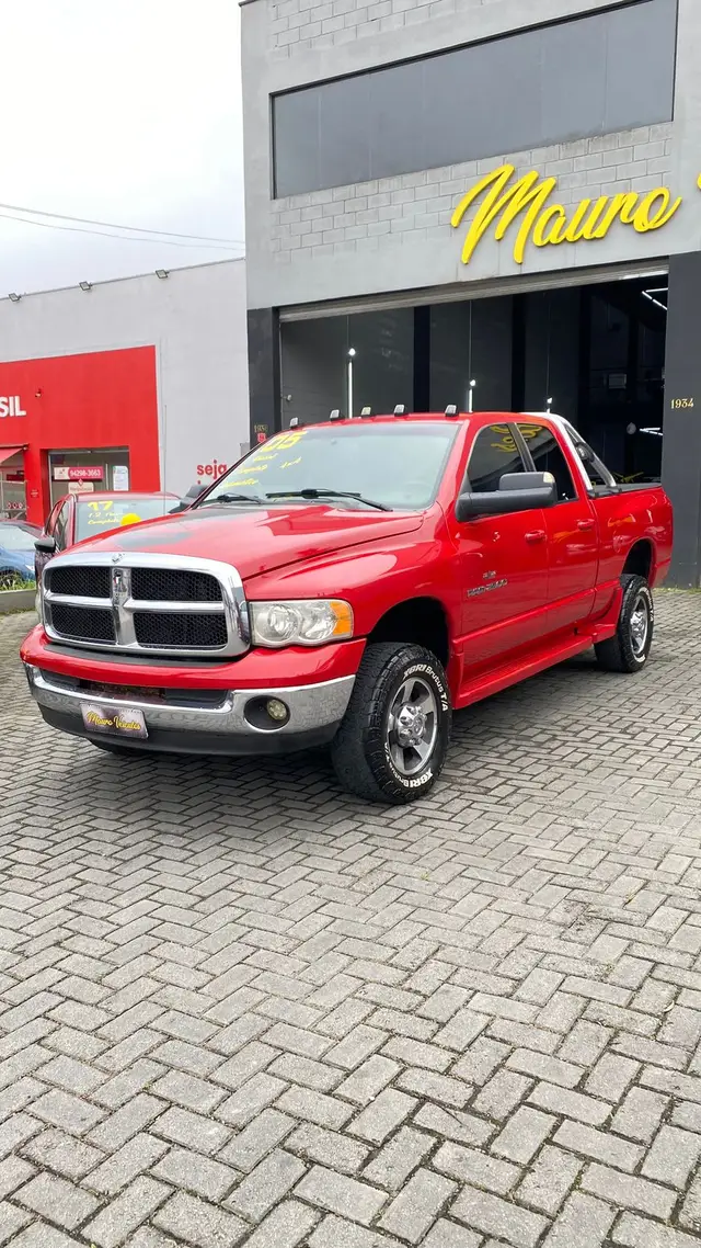 Carro Dodge RAM 2005 Ram 2500 4x4 I6 5.9
