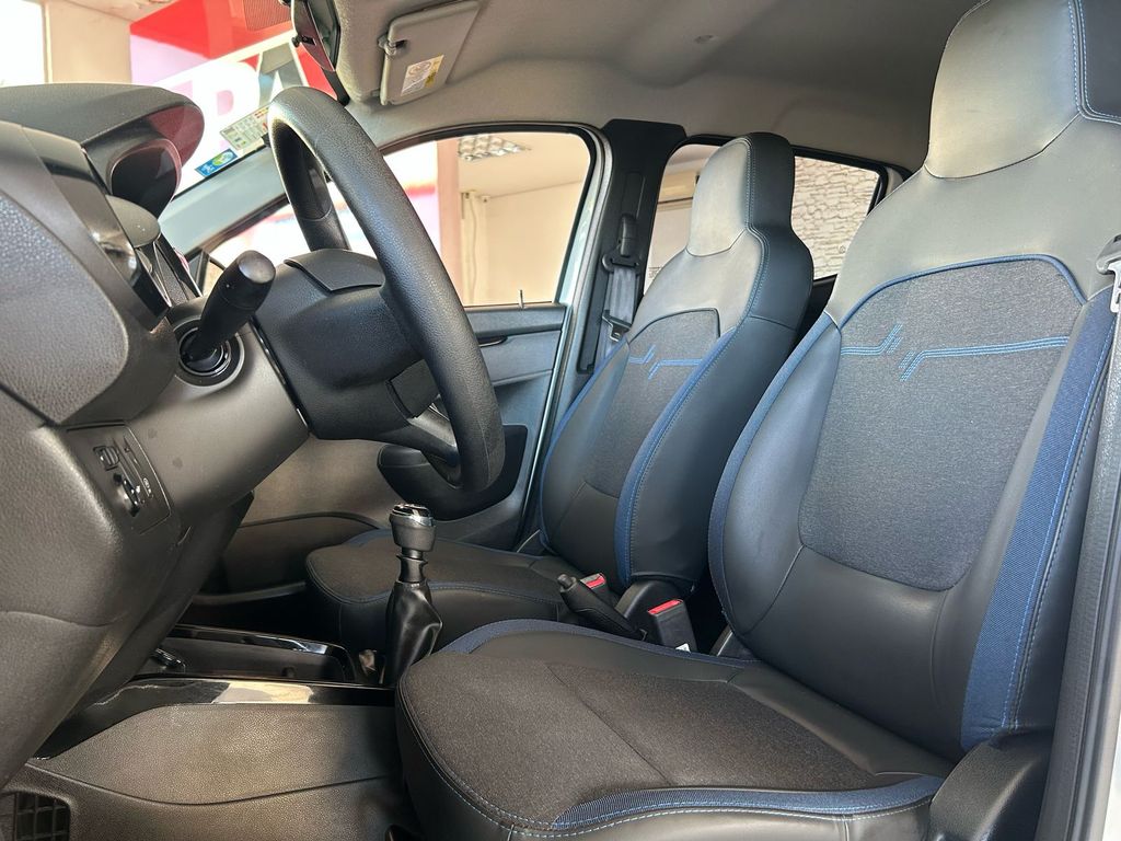 Kwid Intense 1.0 12v SCe (Flex)