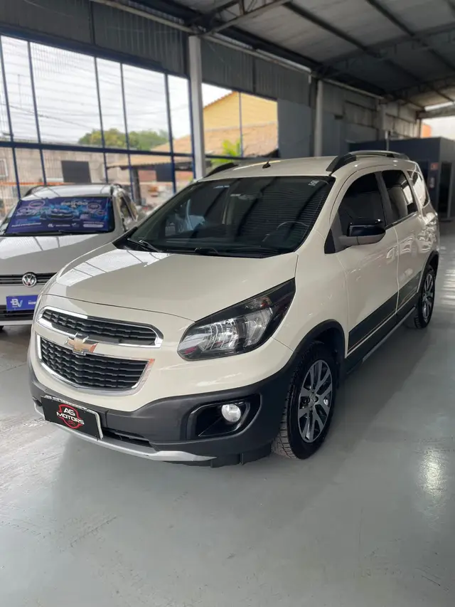 Carro Chevrolet Spin 2018 Activ 1.8 (Flex) (Aut)