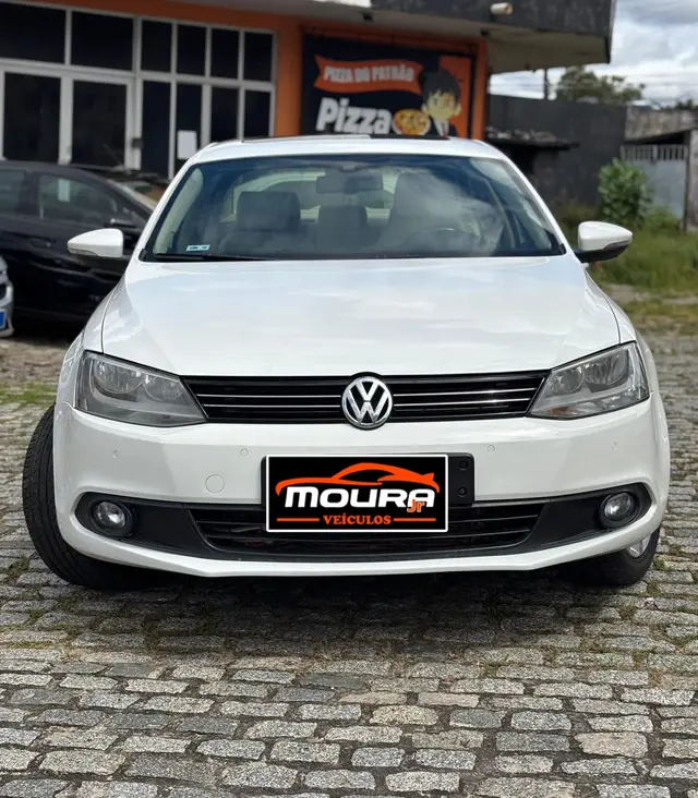 Carro Volkswagen Jetta 2012 2.0 Comfortline Tiptronic (Flex)