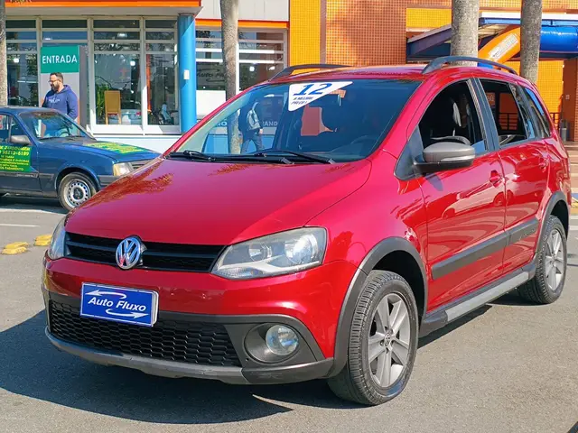Carro Volkswagen SpaceCross 2012 1.6 8V I-Motion (Flex)