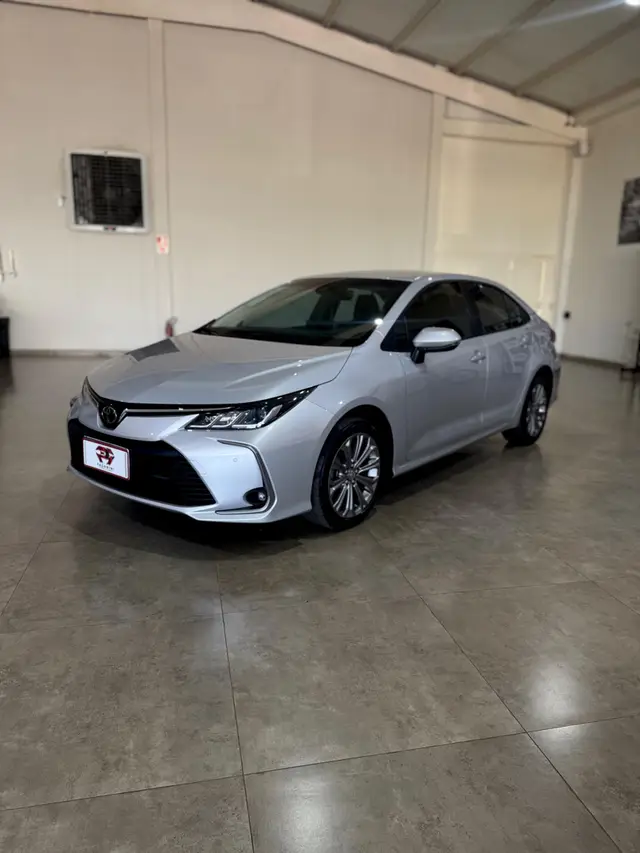 Carro Toyota Corolla 2023 XEi 2.0 Flex