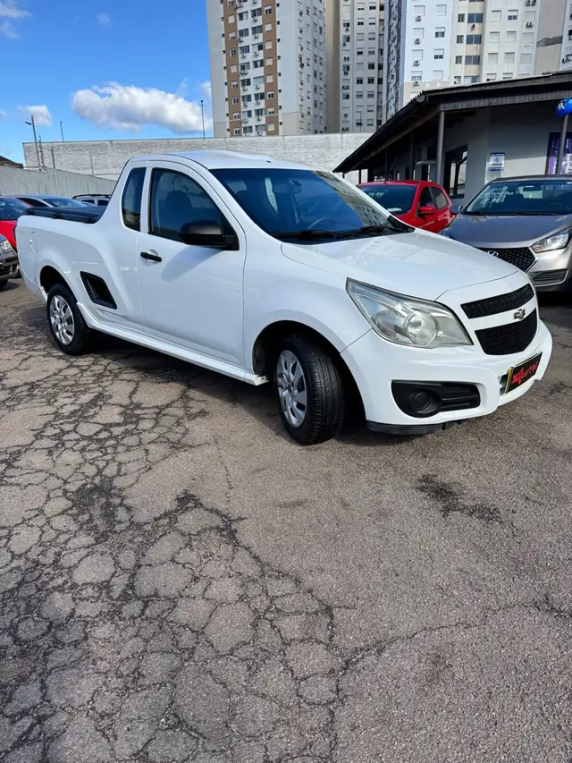 Carro Chevrolet Montana 2019 LS 1.4 (Flex)