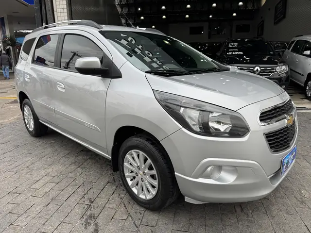 Carro Chevrolet Spin 2016 LT 5S 1.8 (Aut) (Flex)