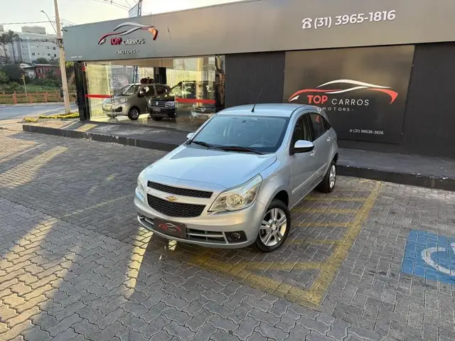 Carro Chevrolet Agile 2011 LTZ 1.4 8V (Flex)