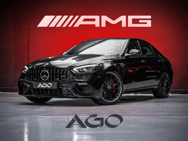 Carro Mercedes-Benz C 63 AMG 2024 S E-Performance