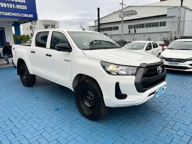 Carro Toyota Hilux Cabine Dupla 2022 STD Power Pack 2.8 TDI CD 4x4