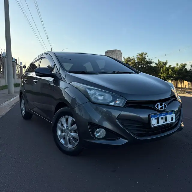 Carro Hyundai HB20S 2015 1.6 Comfort Plus (Aut) (Flex)