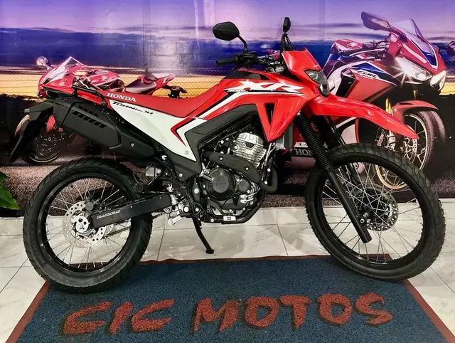Moto Honda XR 300L 2025 Tornado