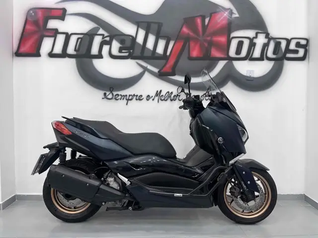 Moto Yamaha XMax 2023 ABS