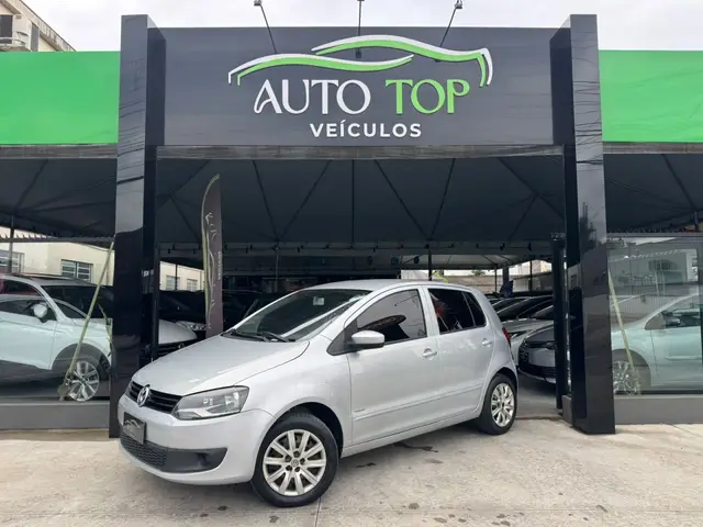 Carro Volkswagen Fox 2011 1.0 8V (Flex) 4p