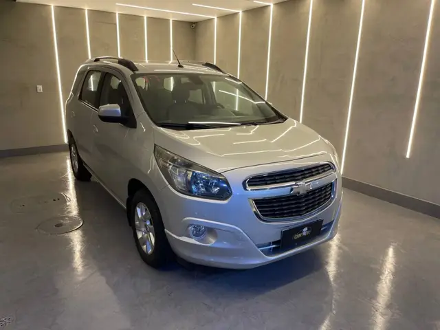 Carro Chevrolet Spin 2017 LTZ 7S 1.8 (Flex) (Aut)
