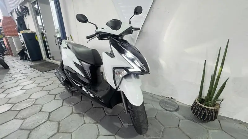 Honda CBS