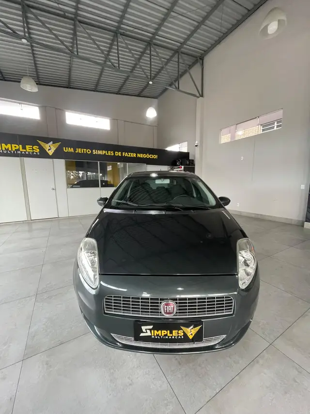 Carro Fiat Punto 2011 Essence 1.6 16V (Flex)