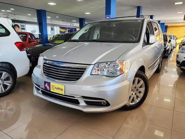 Carro Chrysler Town & Country 2012 Touring 3.6 (aut)