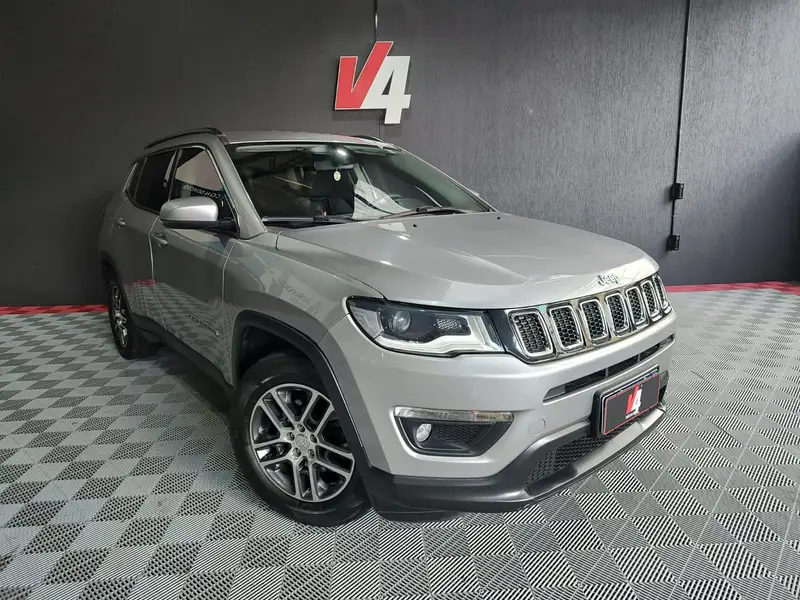 Jeep 2.0 Sport 4x2 (Aut) (Flex)