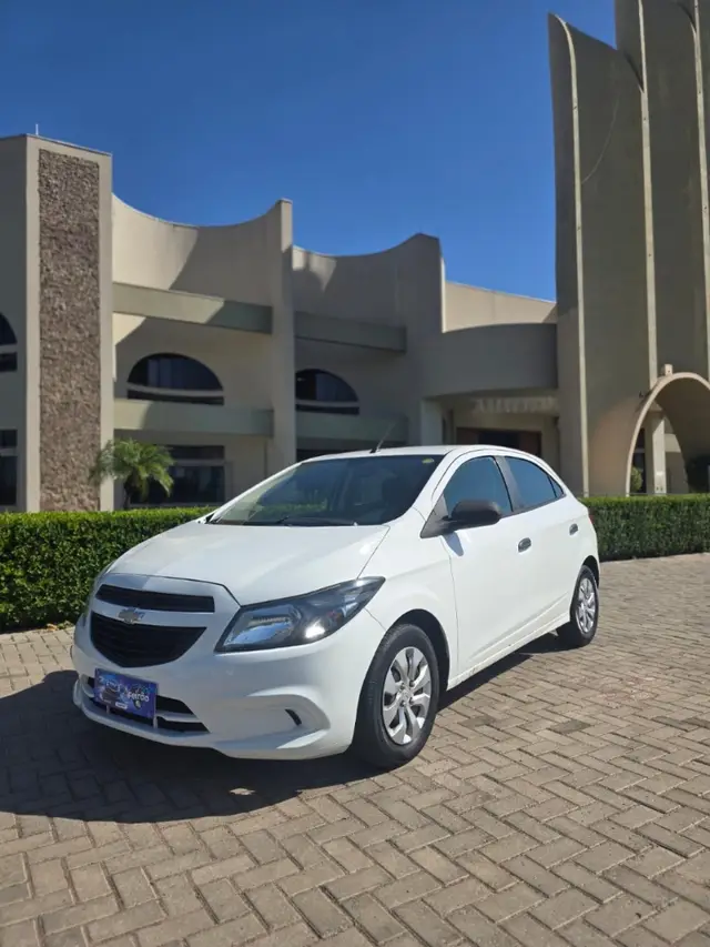 Carro Chevrolet Onix 2019 1.0 Joy SPE/4