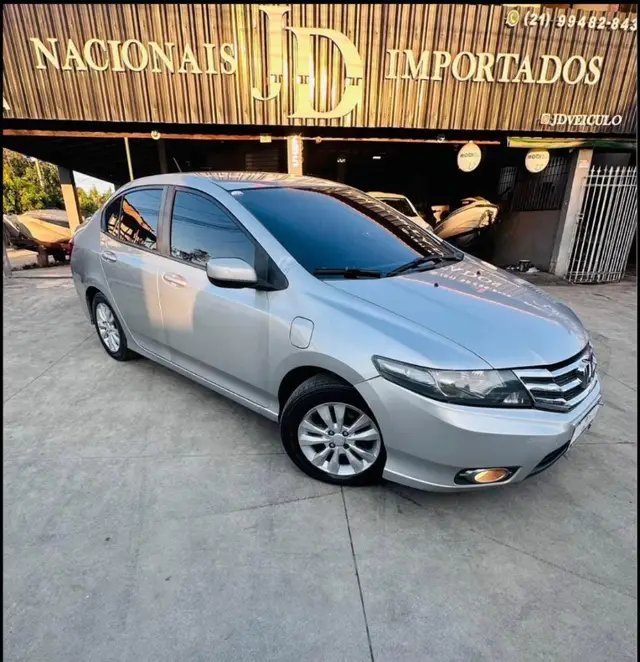 Carro Honda City 2013 LX 1.5 16V (flex)