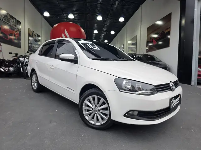 Carro Volkswagen Voyage 2016 1.0 TEC Comfortline (Flex)