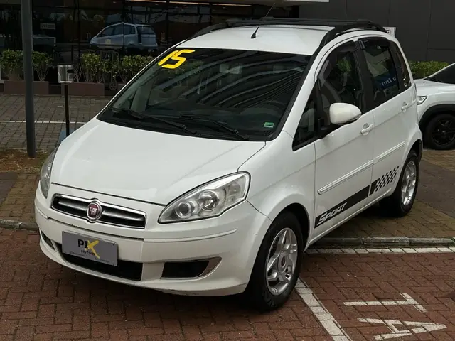 Carro Fiat Idea 2015 Attractive 1.4 8V (Flex)