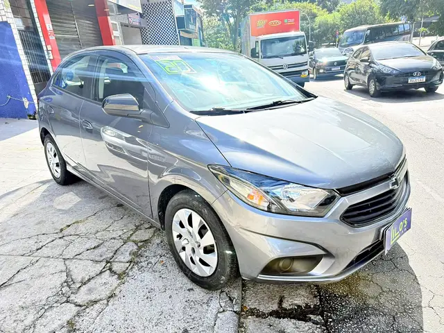 Carro Chevrolet Joy 2020 Hatch 1.0 8V Black Edition (Flex)