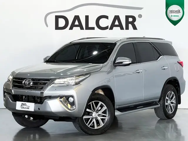 Carro Toyota SW4 2016 2.8 TDI SRX 5L 4x4 (Aut)