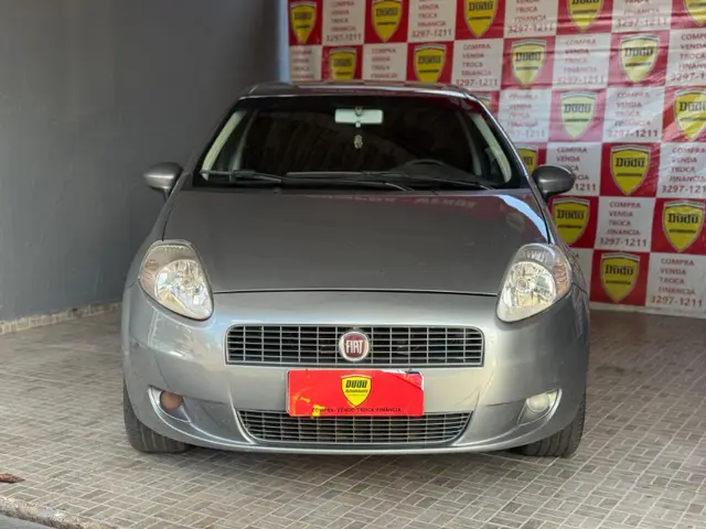 Carro Fiat Punto 2010 ELX 1.4 (Flex)